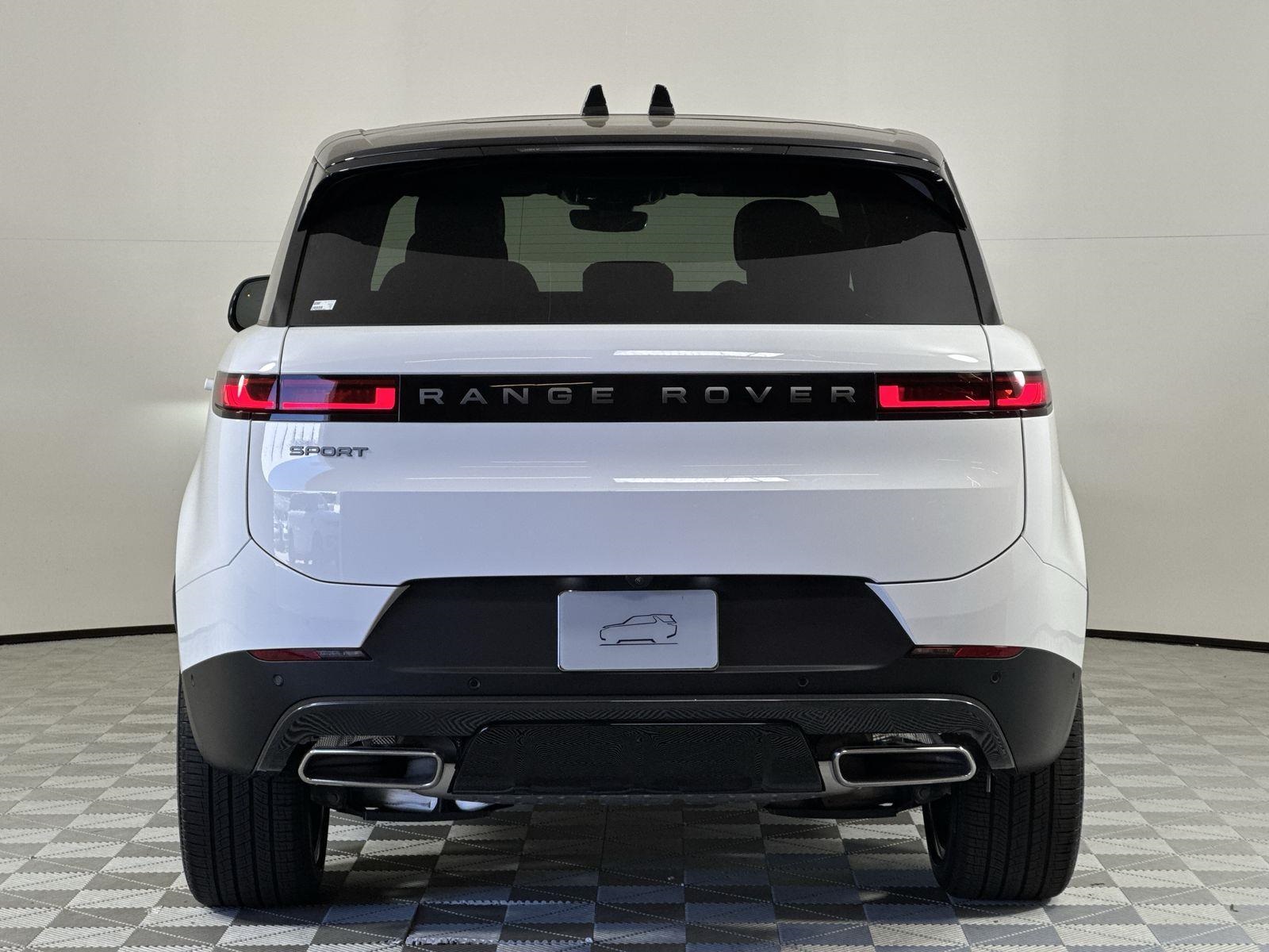 2025 Land Rover Range Rover Sport SE photo 4