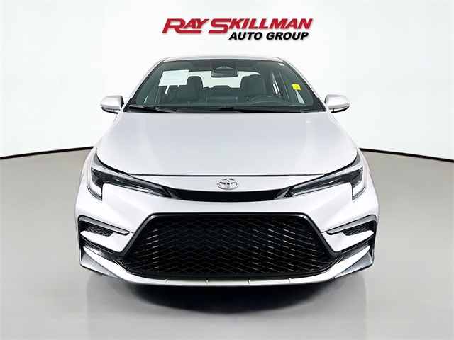 2024 Toyota Corolla SE photo 2