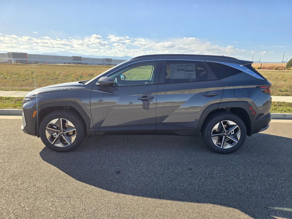 2026 Hyundai Tucson Hybrid SEL Convenience photo 2