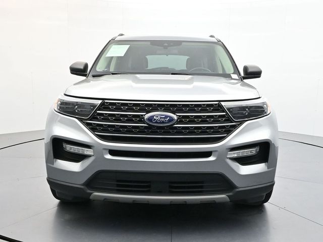 2020 Ford Explorer XLT photo 2