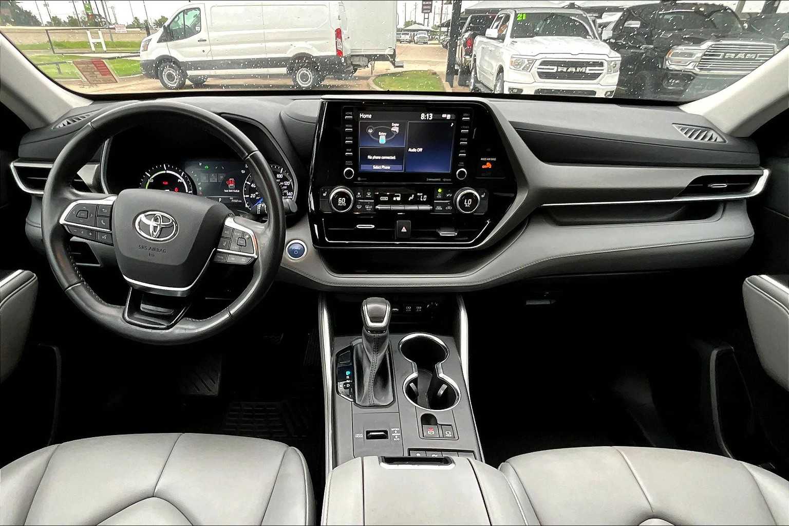 2021 Toyota Highlander Hybrid XLE photo 6
