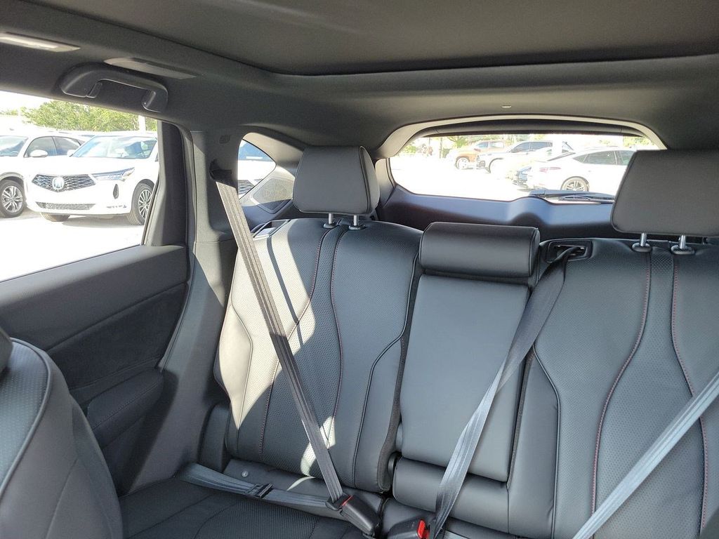 2026 Acura RDX A-Spec Advance photo 4