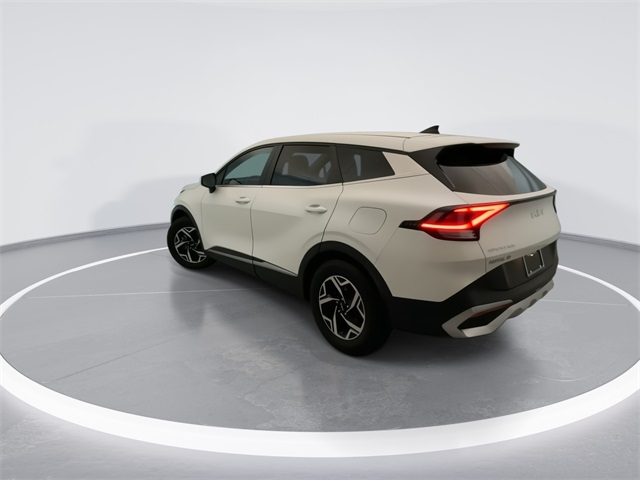 2023 Kia Sportage LX photo 2