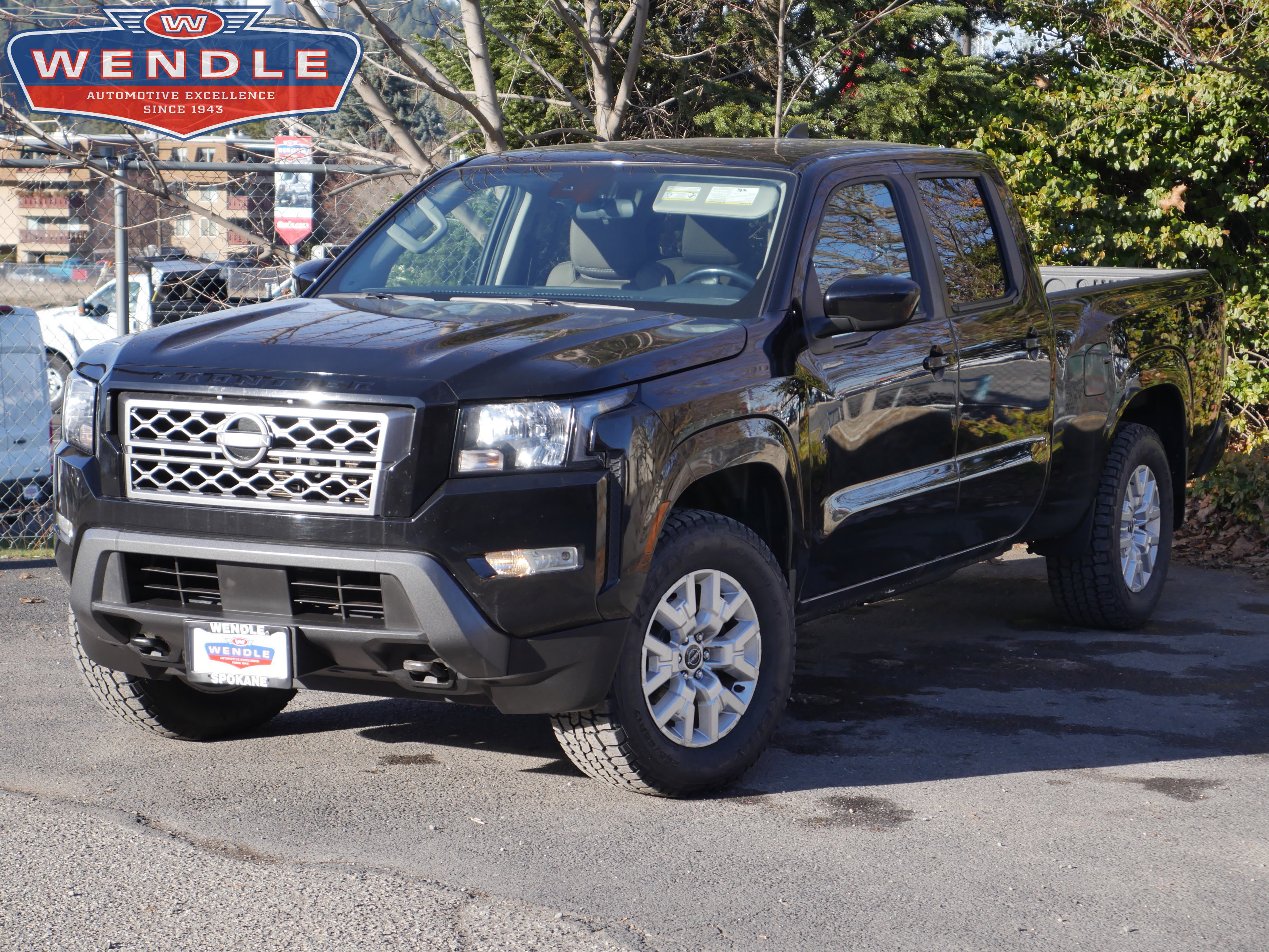 2022 Nissan Frontier SV's photo