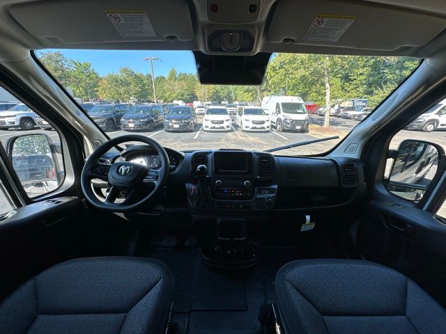 2025 Ram ProMaster 1500 Tradesman photo 2