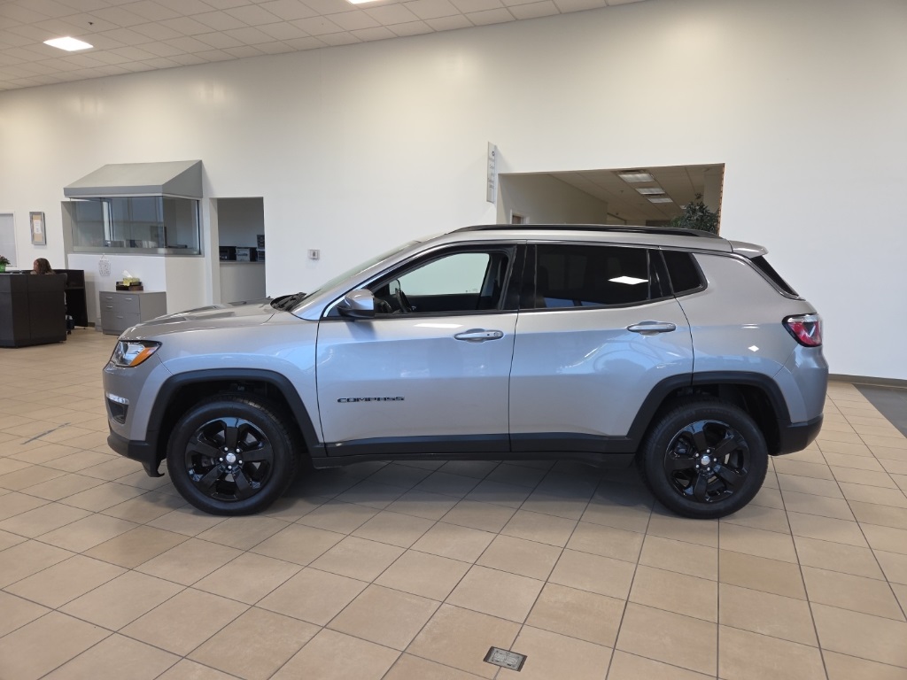 Used 2019 Jeep Compass Latitude with VIN 3C4NJDBB9KT664019 for sale in Taylorsville, IN