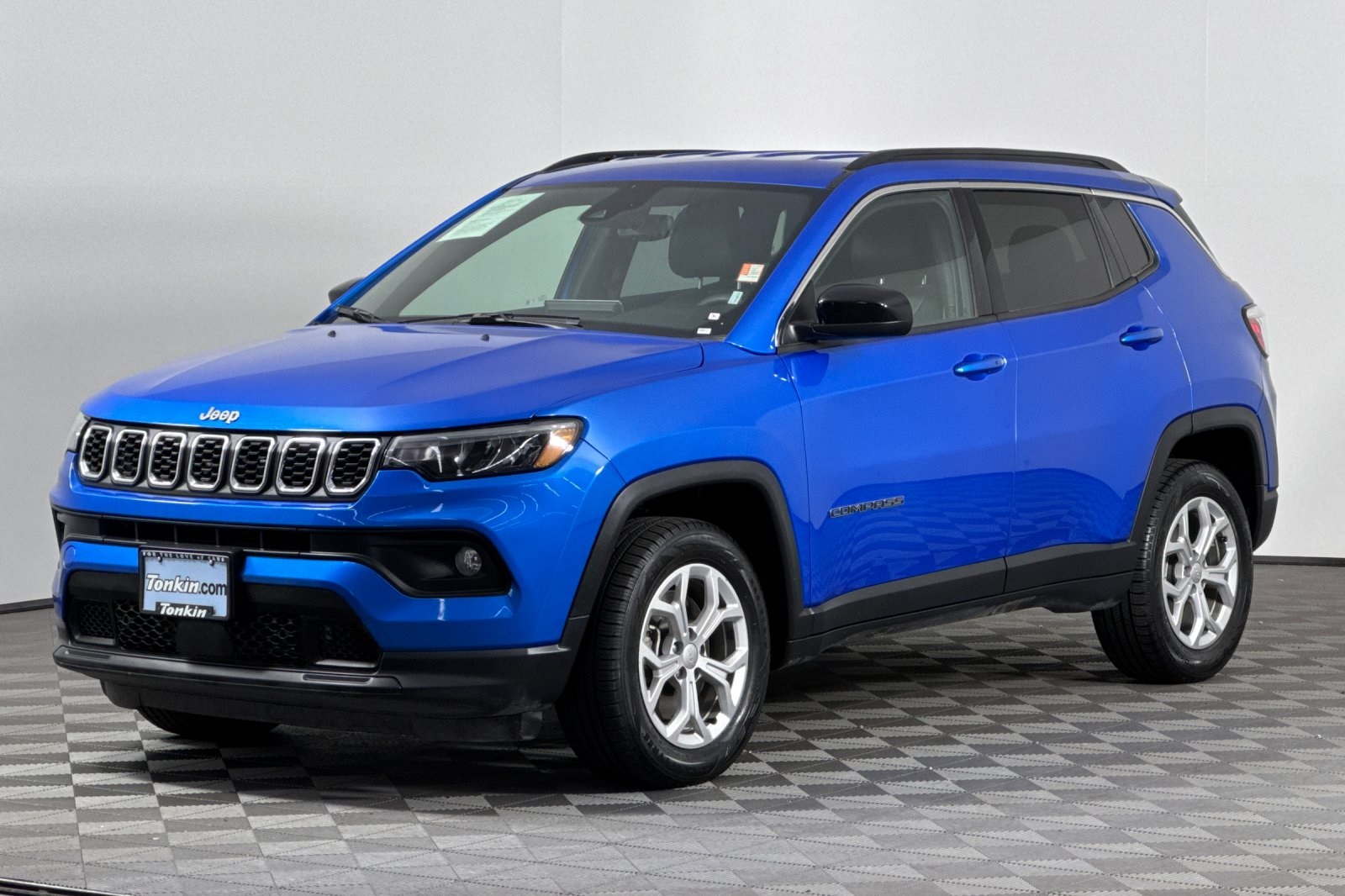 2024 Jeep Compass Latitude photo 8
