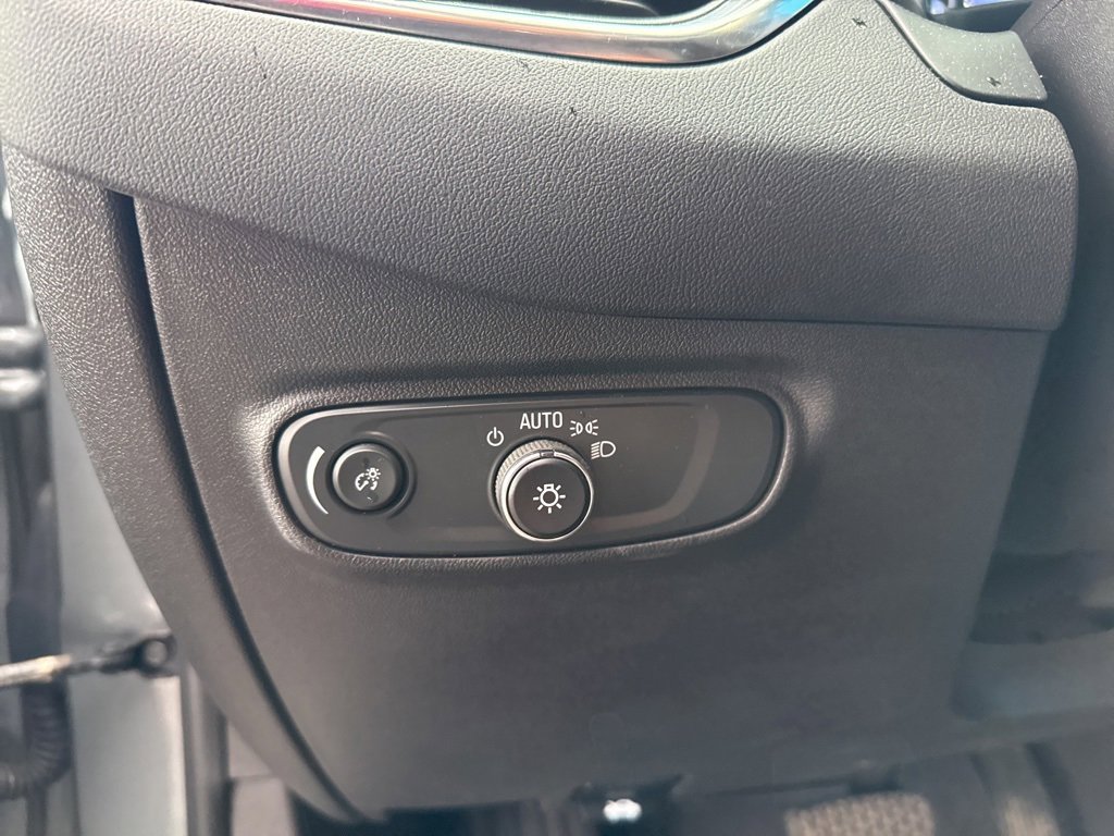2024 Chevrolet Equinox LT photo 26
