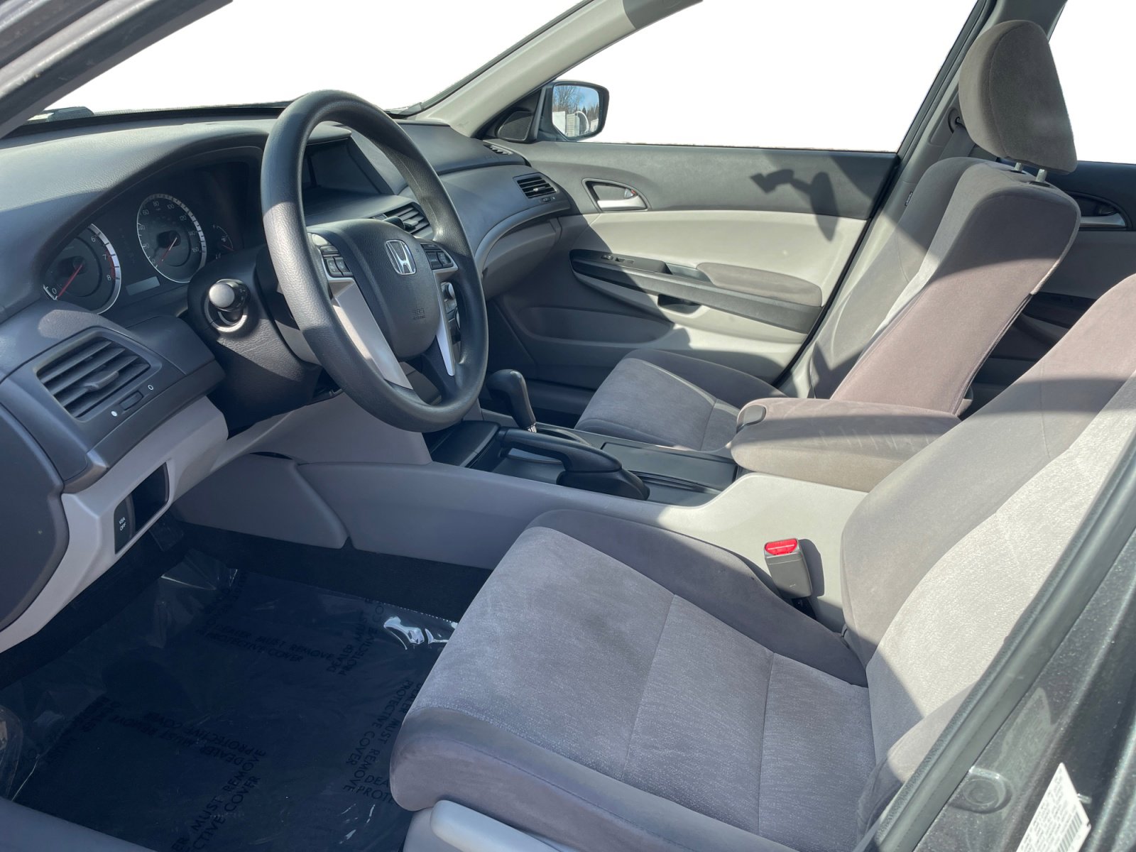 Used 2010 Honda Accord LX with VIN 1HGCP2F36AA122221 for sale in Kansas City