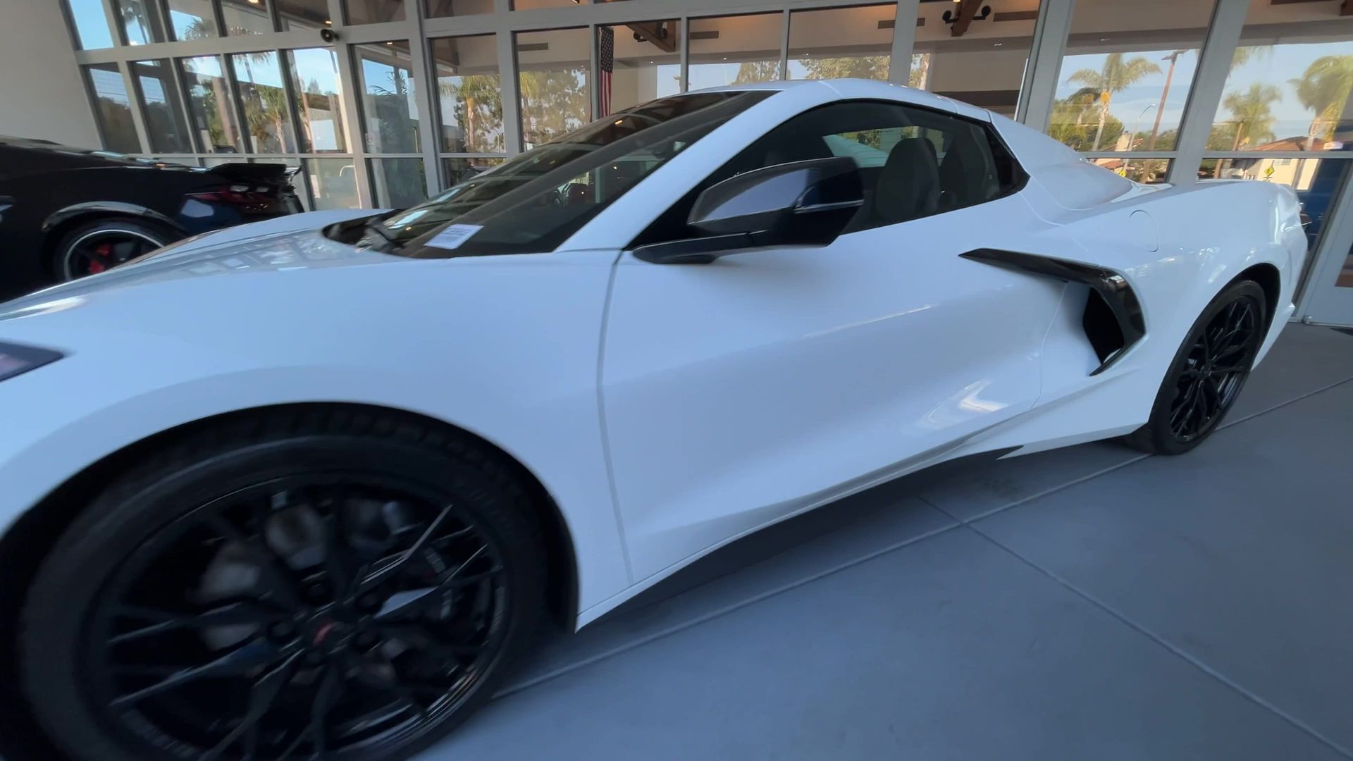2025 Chevrolet Corvette Stingray 3LT photo 4