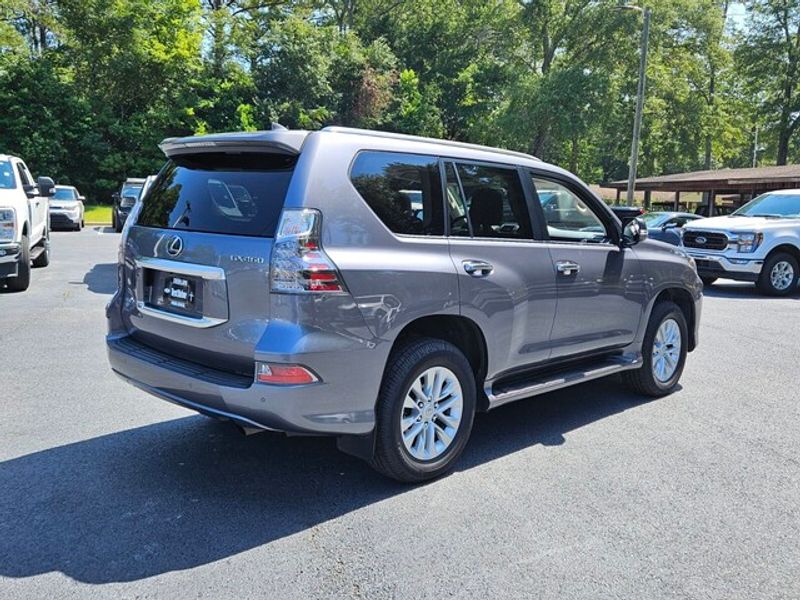 2021 Lexus GX 460 Premium photo 10