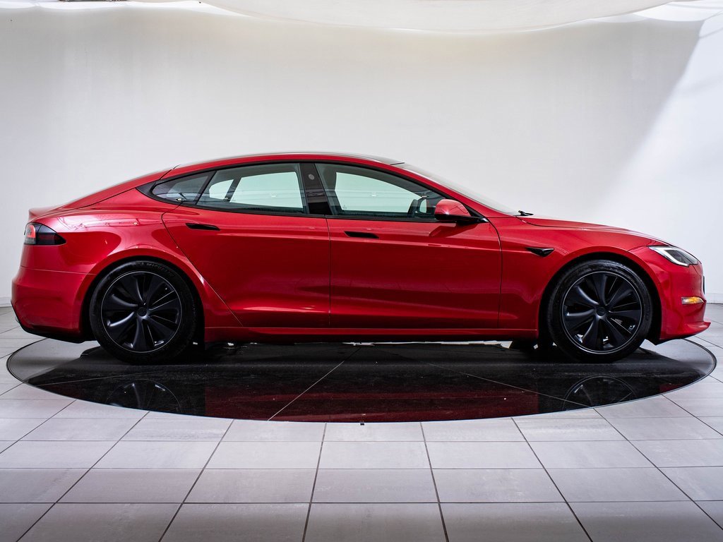 2023 Tesla Model S Standard Range photo 10