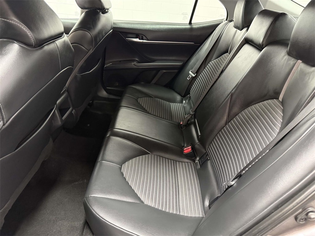 2023 Toyota Camry SE photo 25
