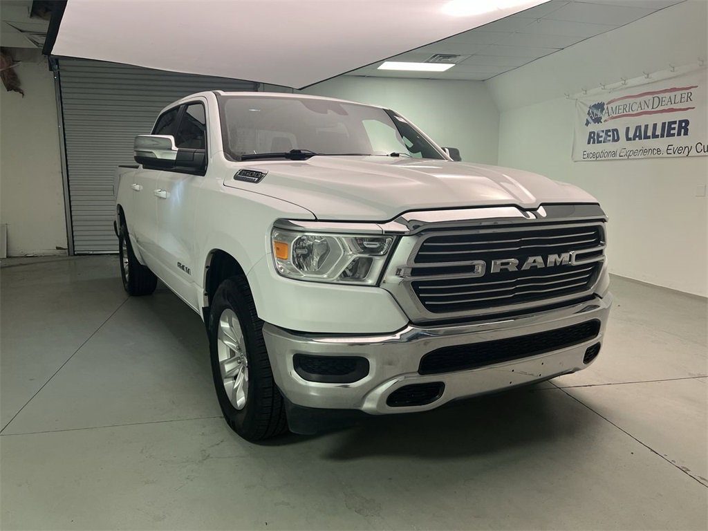 2024 RAM Ram 1500 Pickup Laramie's photo