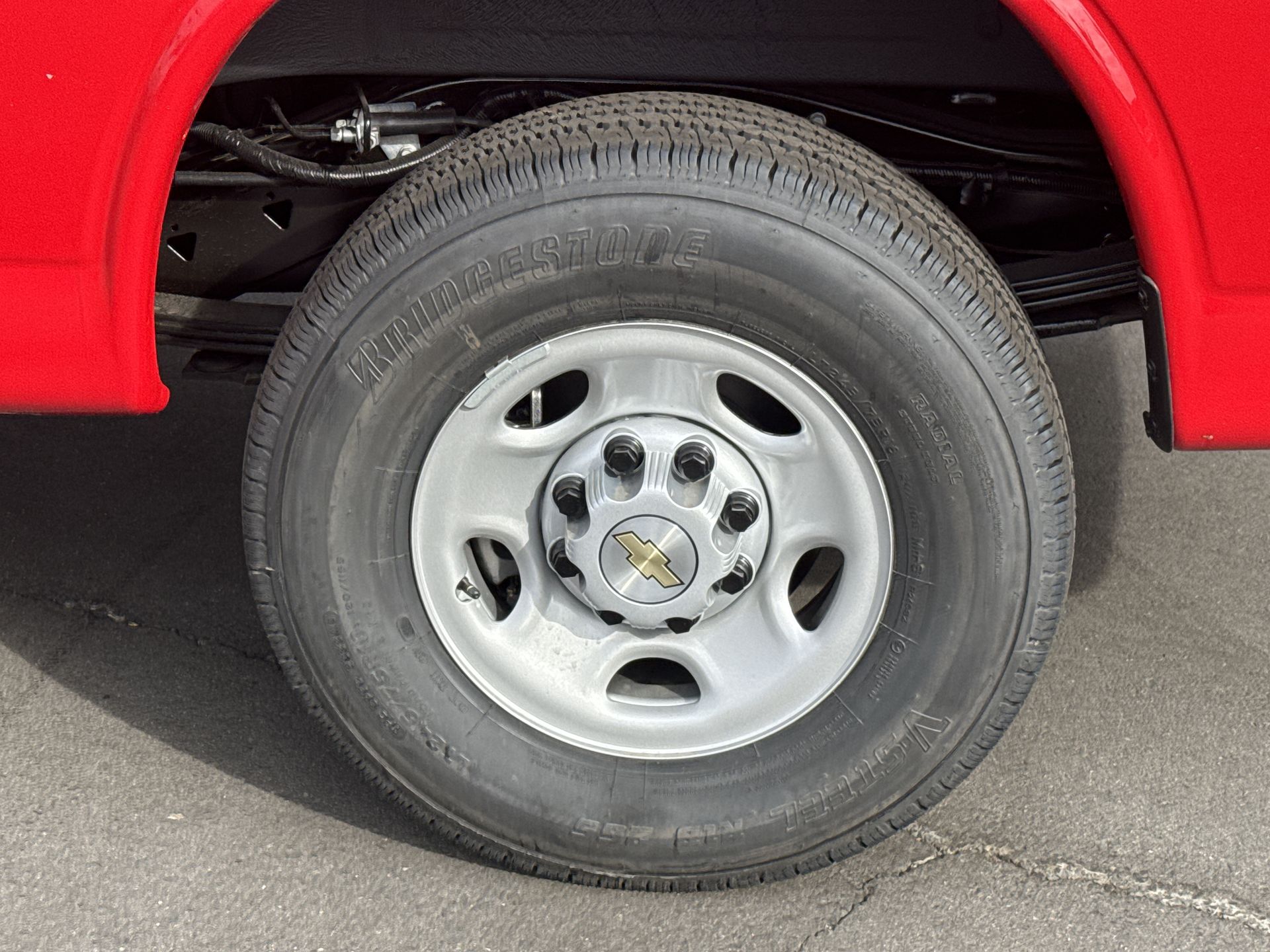 2024 Chevrolet Express Cargo 2500 photo 19