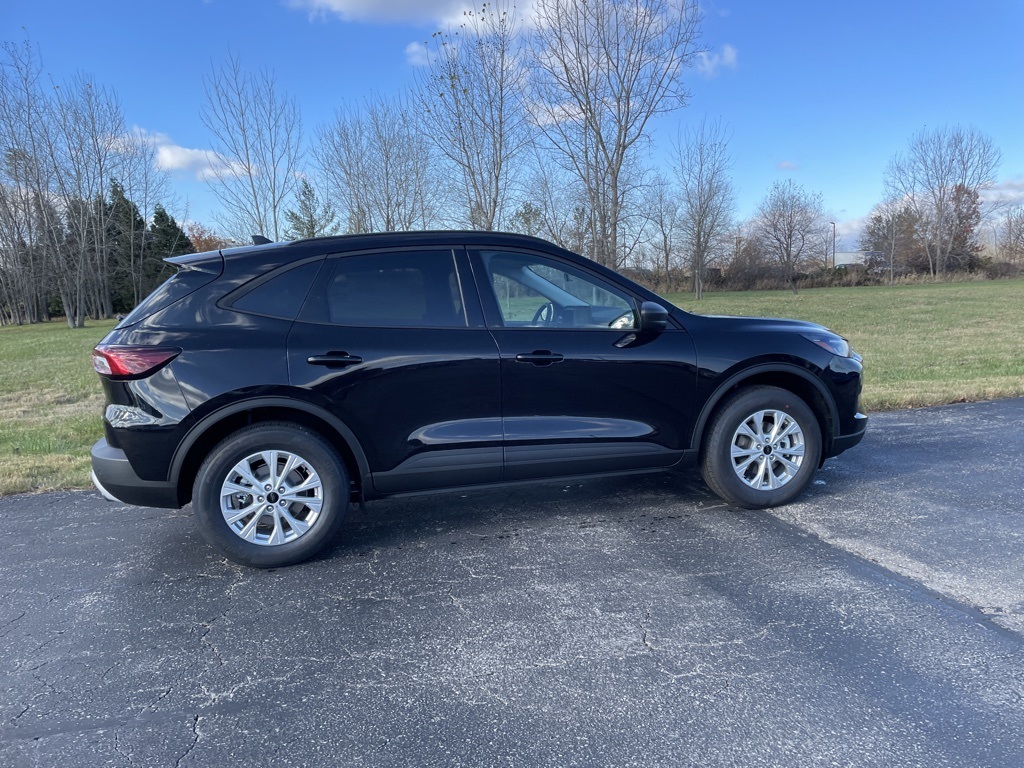 2025 Ford Escape Active photo 5