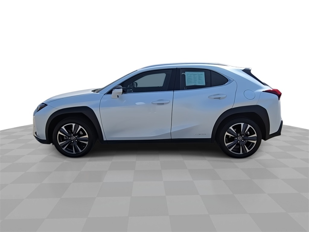 2022 Lexus UX 250h photo 5