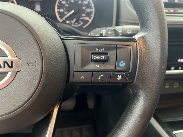 2021 Nissan Rogue SV photo 16