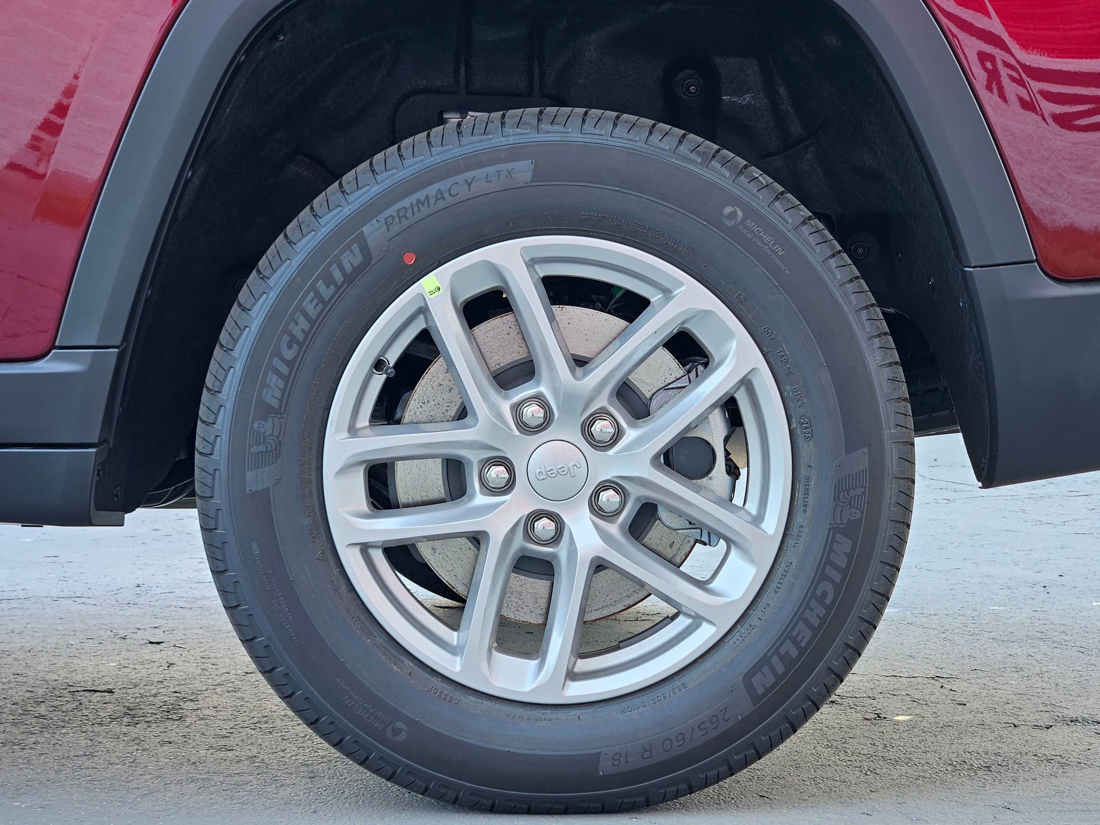 2025 Jeep Grand Cherokee Laredo Altitude photo 25
