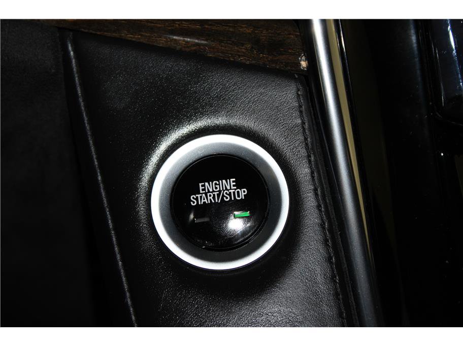 2016 Cadillac Escalade ESV Platinum photo 31