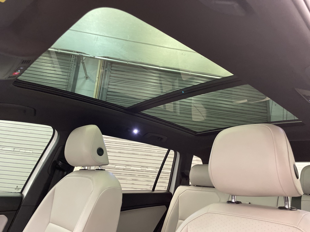 2021 Volkswagen Tiguan SE R-Line Black photo 11