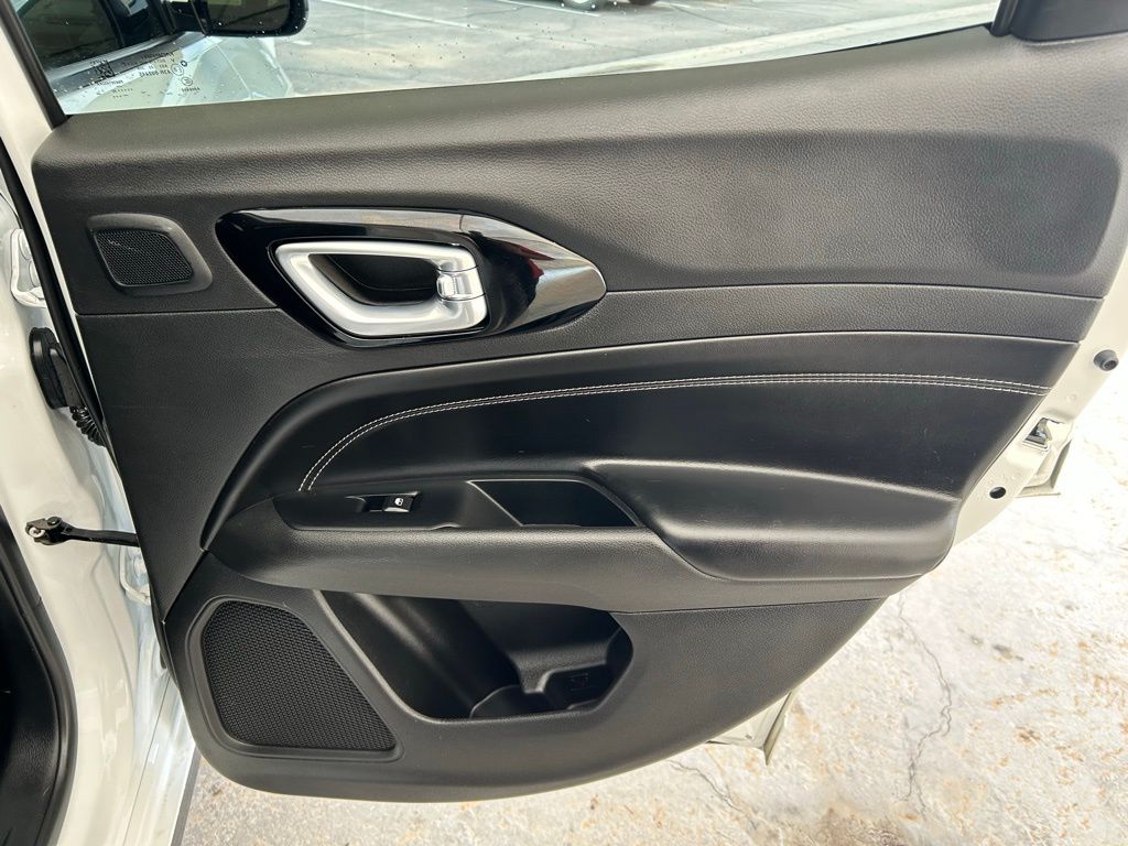 2022 Jeep Compass High Altitude photo 15