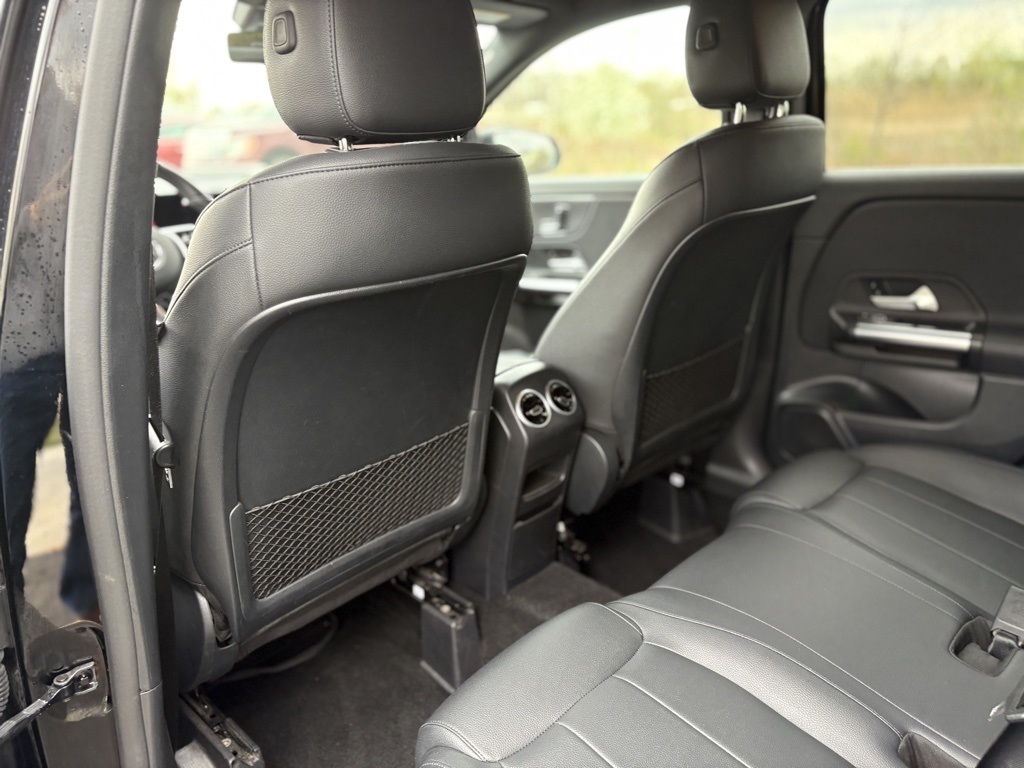 2022 Mercedes Benz GLA 250 photo 23
