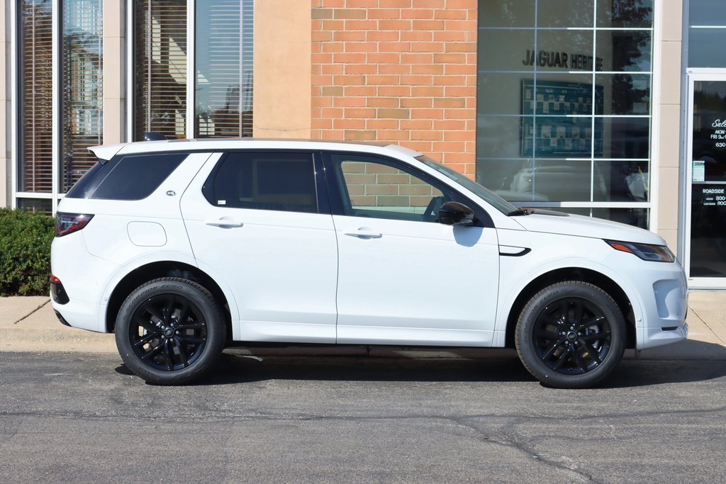 2025 Land Rover Discovery Sport S photo 5