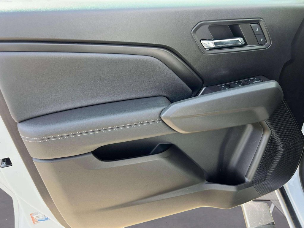 2023 Chevrolet Colorado LT photo 23