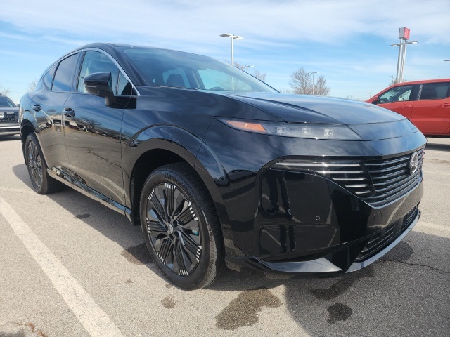 2025 Nissan Murano Platinum's photo