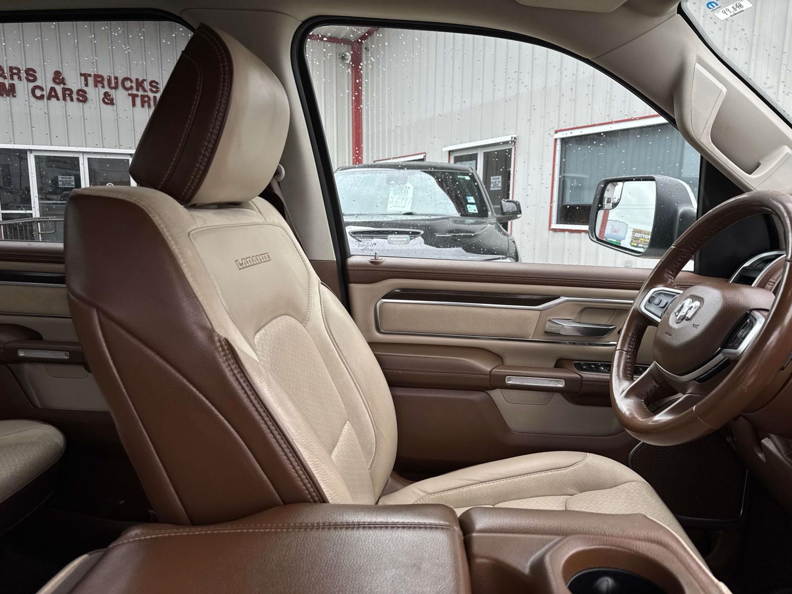 2022 Ram 1500 Laramie photo 8