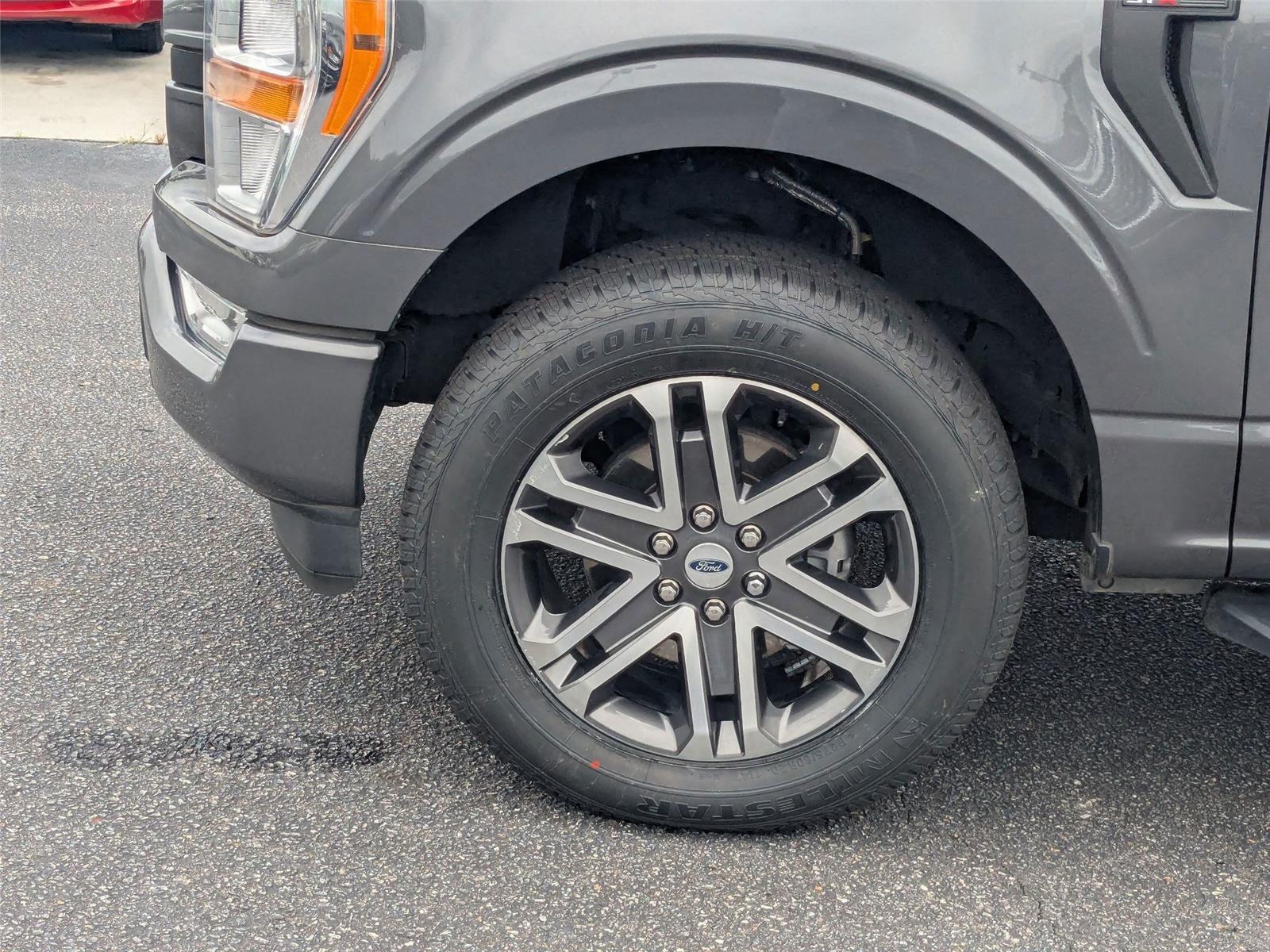 2022 Ford F-150 XL photo 7