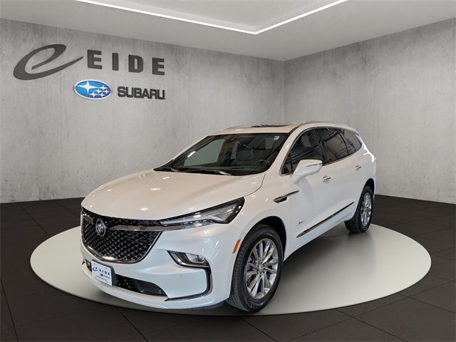 2024 Buick Enclave Avenir photo 2