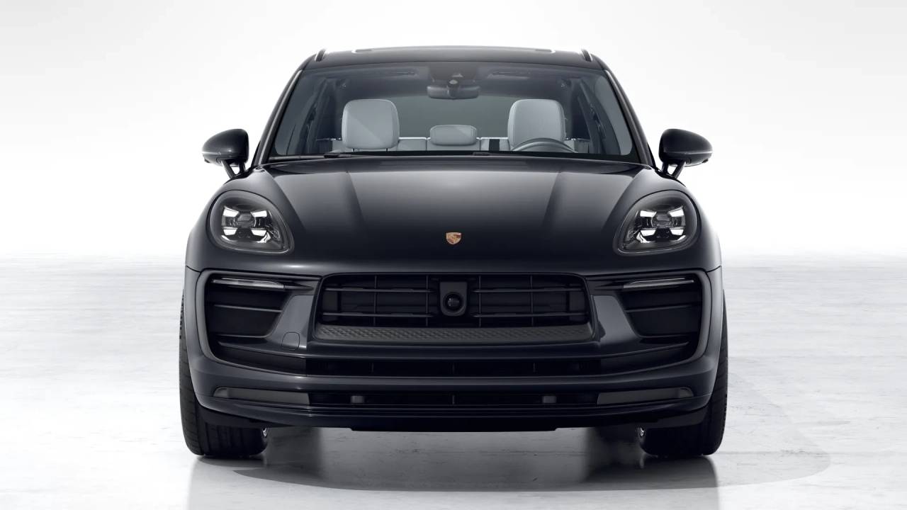 2026 Porsche Macan S photo 8