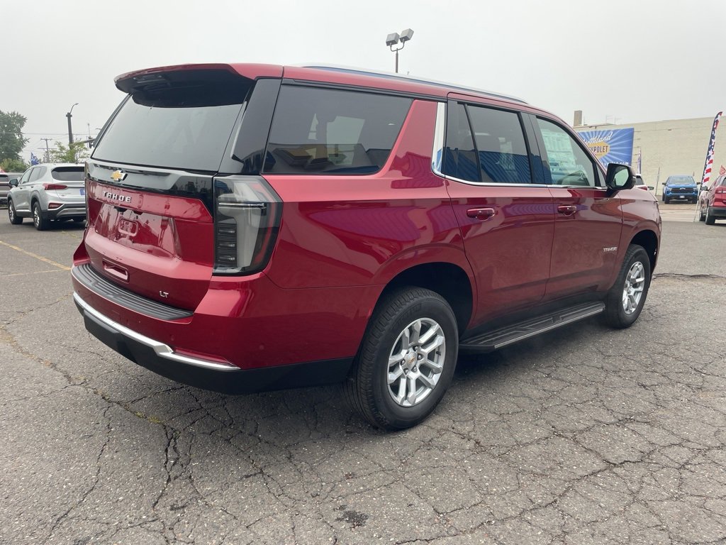 2025 Chevrolet Tahoe LT photo 5