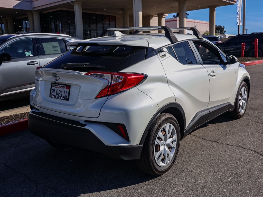 2019 Toyota C-HR XLE Limited photo 3