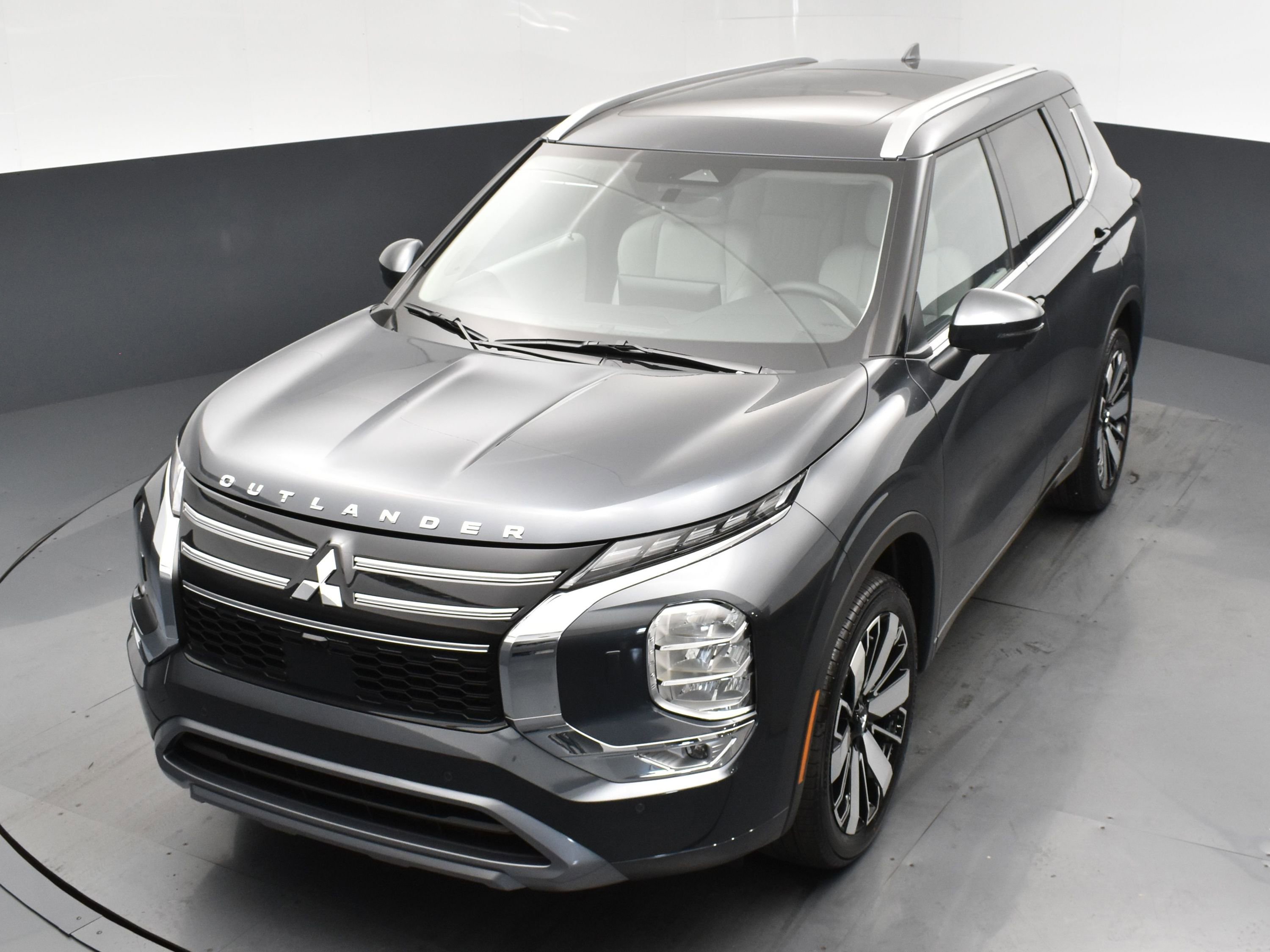 2025 Mitsubishi Outlander SEL photo 21