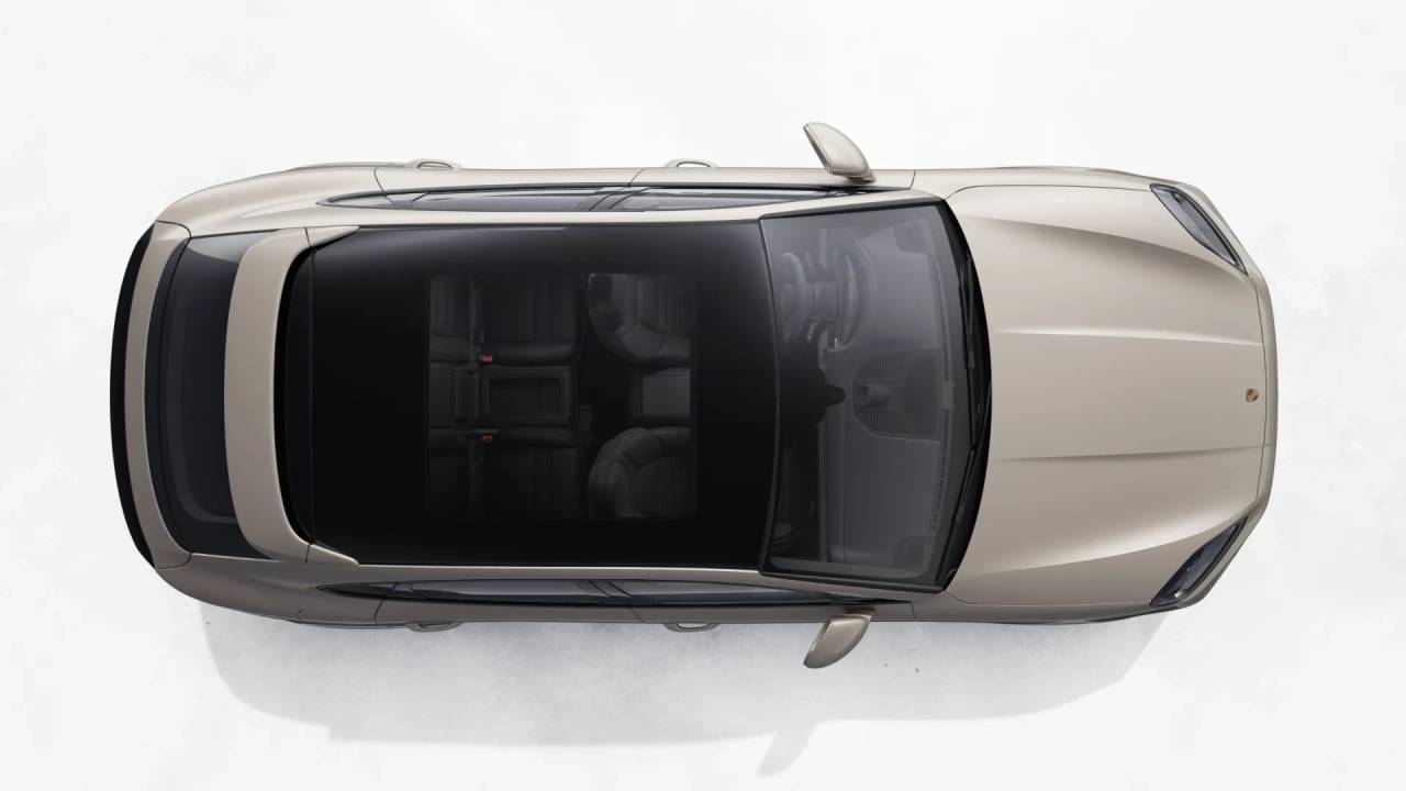 2026 Porsche Cayenne Coupe photo 4