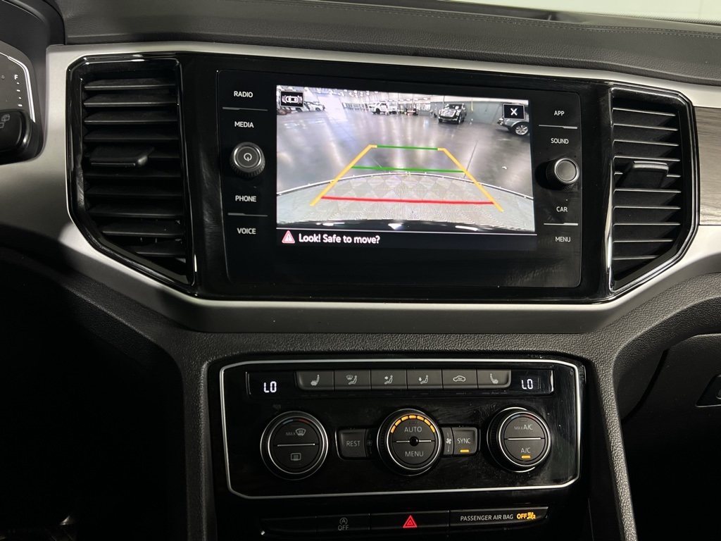 2022 Volkswagen Atlas SE Technology photo 12