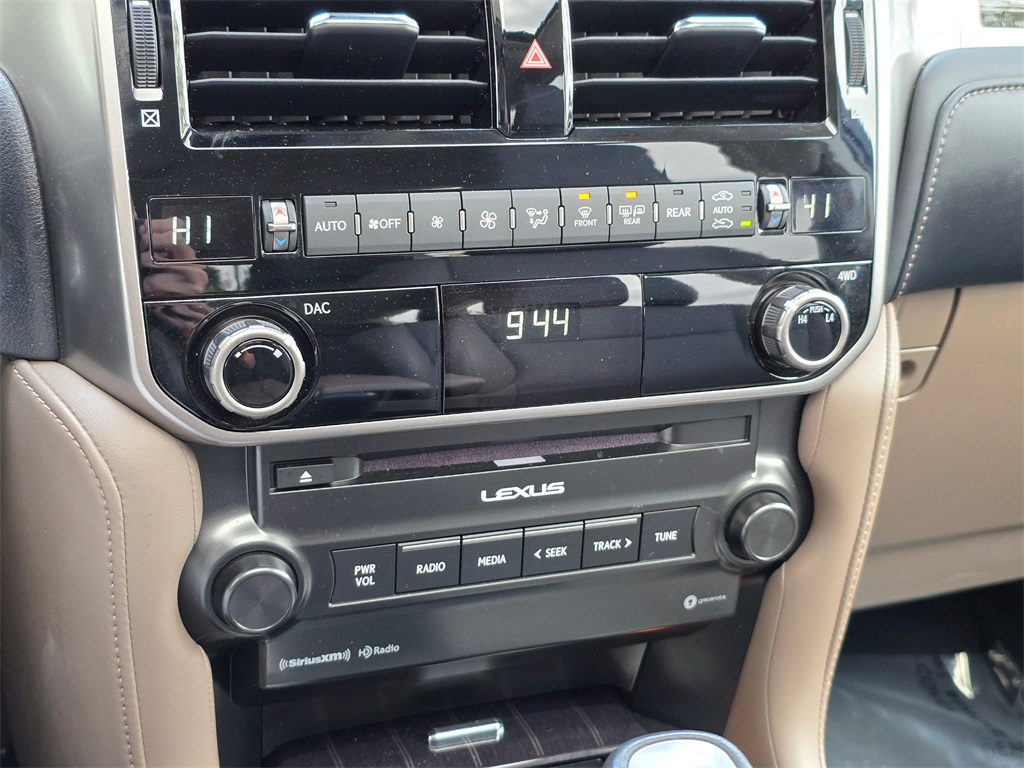 2023 Lexus GX 460 photo 14