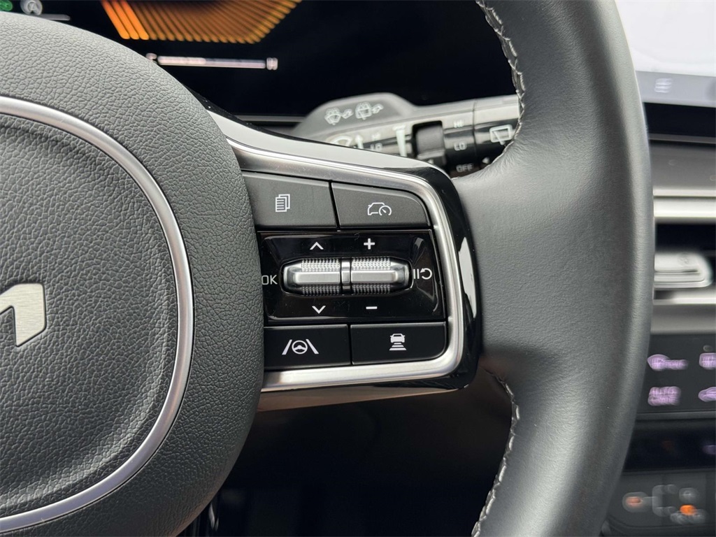 2025 Kia Sorento EX photo 23