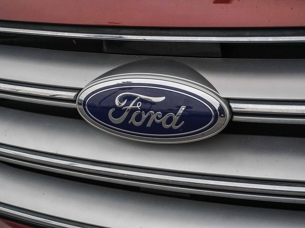 2015 Ford Edge SEL photo 4