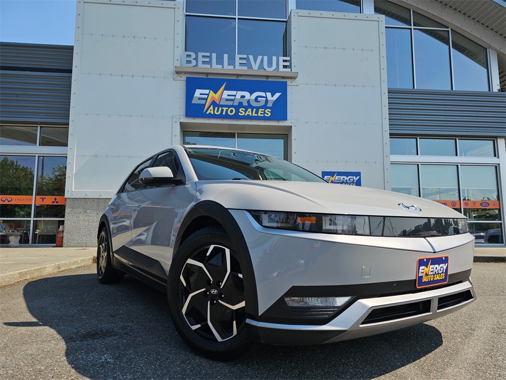 Used 2022 Hyundai IONIQ 5 SE with VIN KM8KM4AE4NU055108 for sale in North Bend, WA