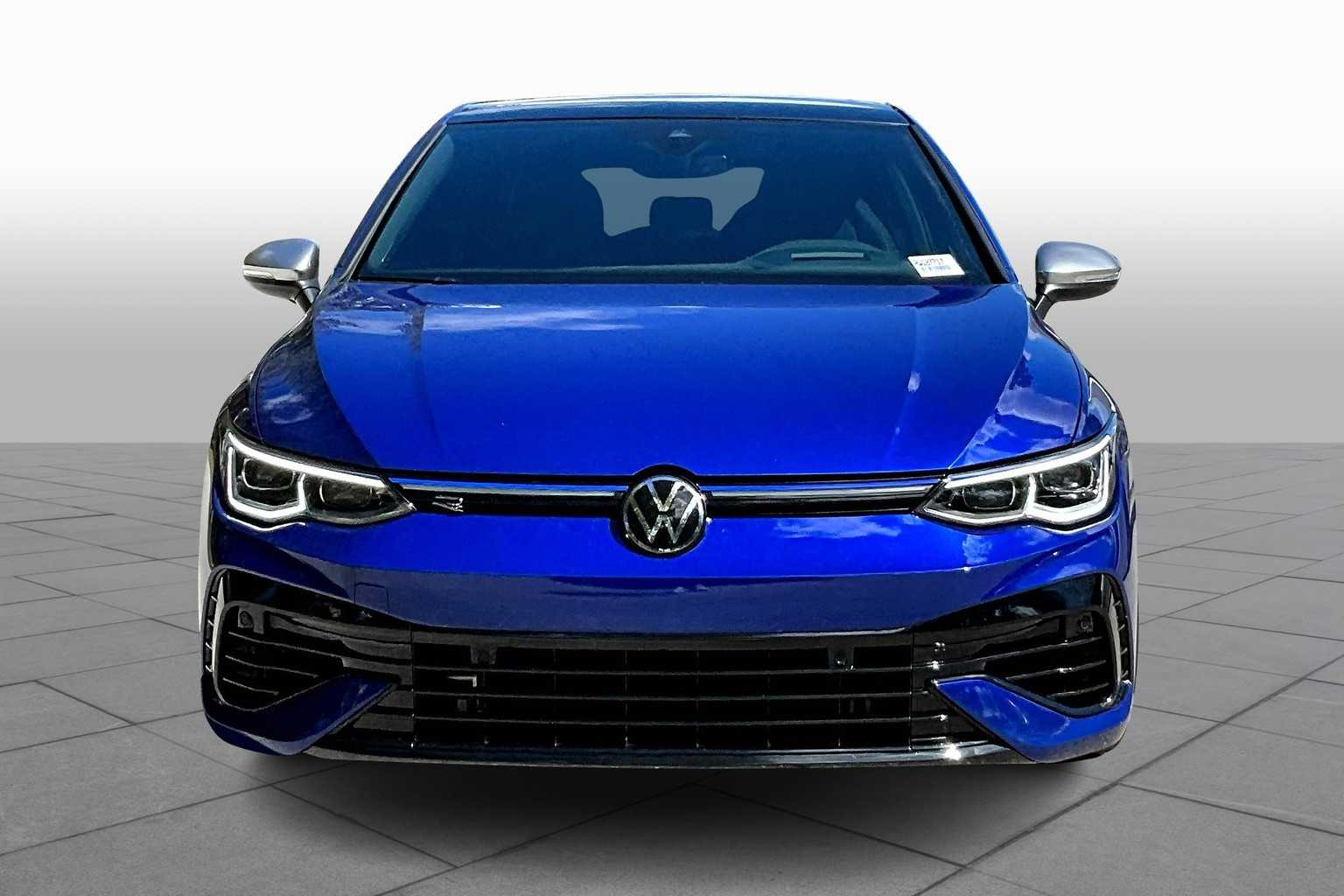 2024 Volkswagen Golf R photo 3