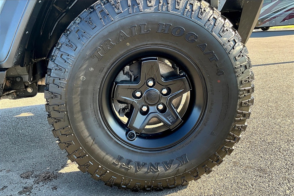 2021 Jeep Gladiator Rubicon photo 9