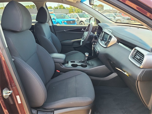 2020 Kia Sorento LX photo 16