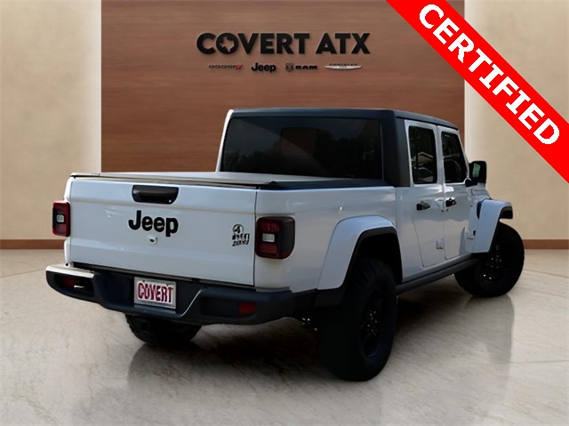 2024 Jeep Gladiator Willys photo 5