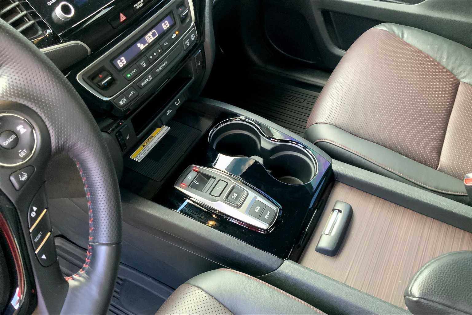 2022 Honda Ridgeline Black Edition photo 12