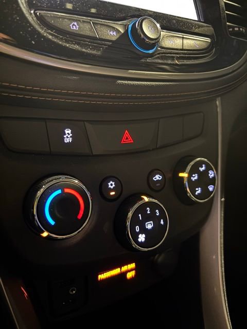 2018 Chevrolet Trax LS photo 18