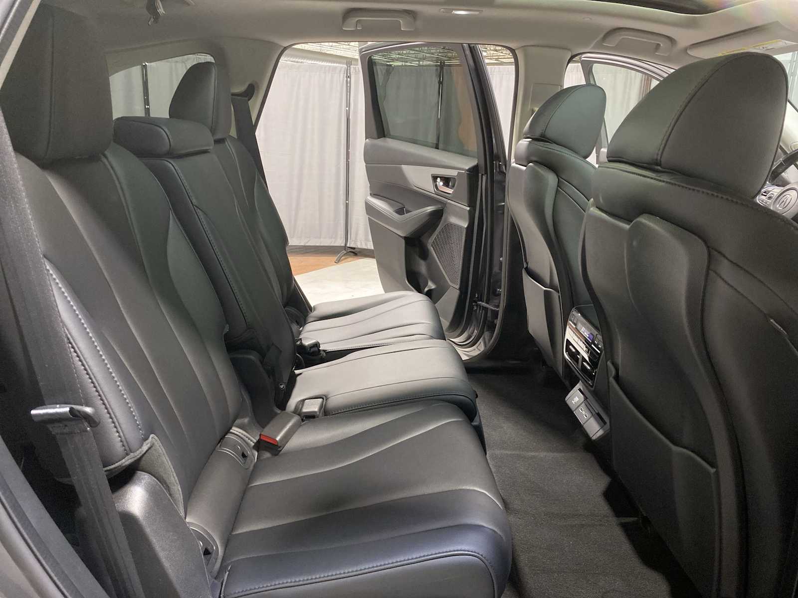 2023 Acura MDX SH-AWD photo 12